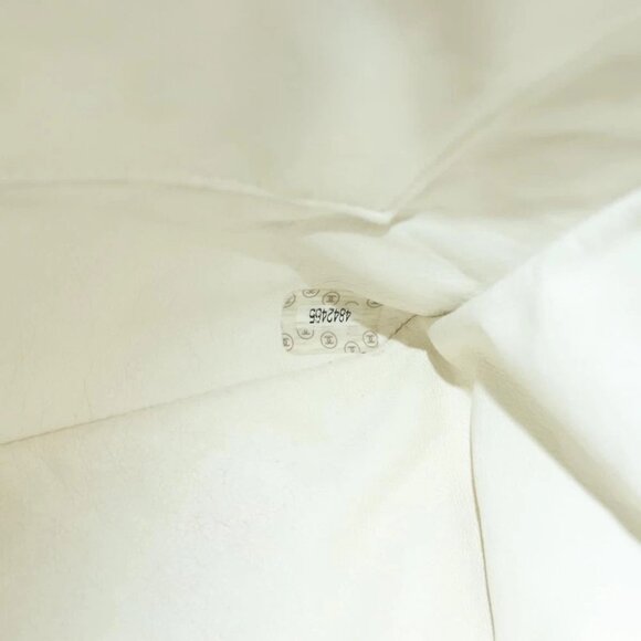 CHANEL Tote Bag Canvas White Gold CC Auth - Picture 15 of 16